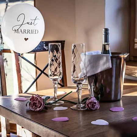 Flora - Kleine Gartenhotel Ellmau