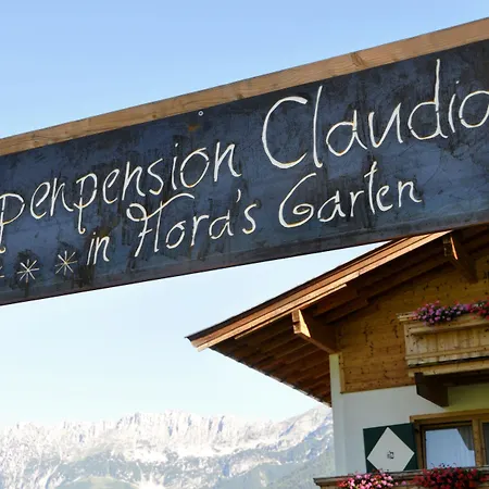 Flora - Kleine Gartenhotel Bed and breakfast Ellmau
