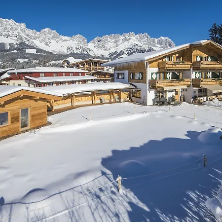 Couette-café Flora - Kleine Gartenhotel Ellmau