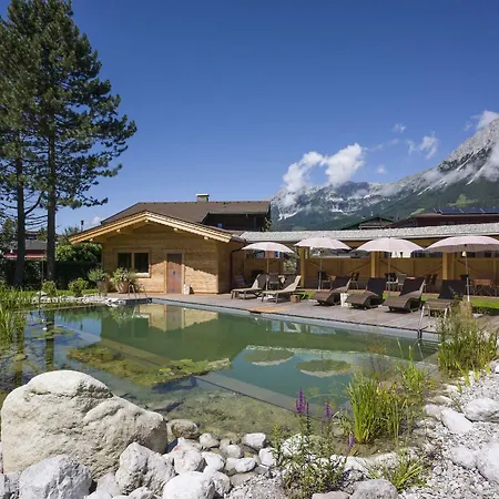 Couette-café Alpenpension Claudia 2*