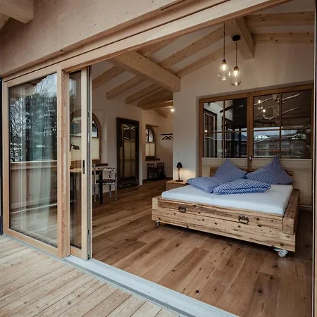 Flora - Kleine Gartenhotel 4* Ellmau