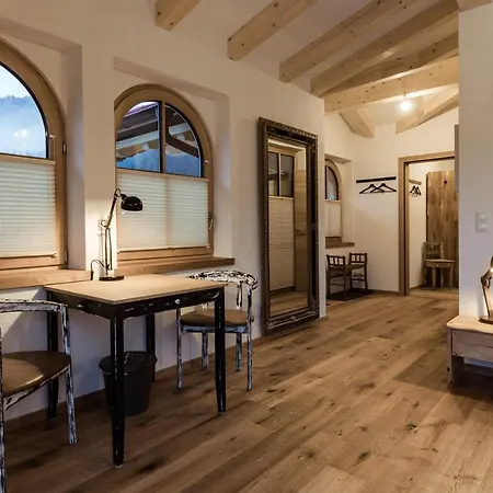 Flora - Kleine Gartenhotel