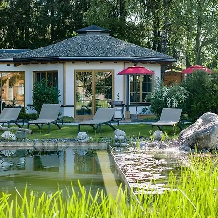 Flora - Kleine Gartenhotel 4* 埃尔毛