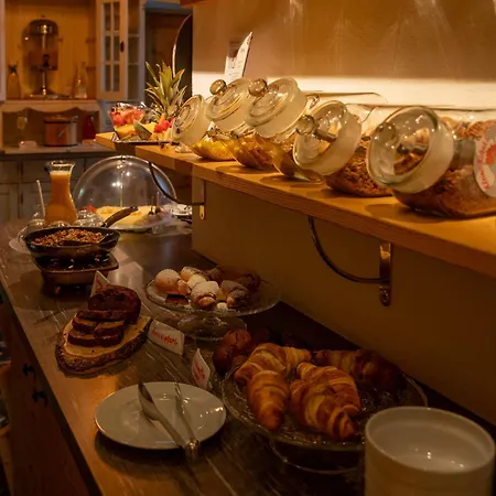 Flora - Kleine Gartenhotel