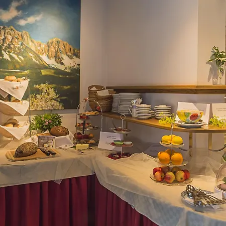 Flora - Kleine Gartenhotel