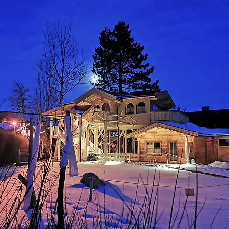 Flora - Kleine Gartenhotel Ellmau