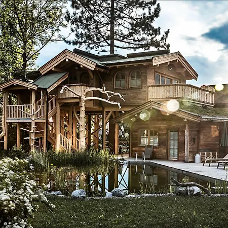 Flora - Kleine Gartenhotel Ellmau