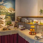 Flora - Kleine Gartenhotel