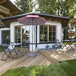 Flora - Kleine Gartenhotel