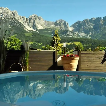 Alpenpension Claudia 2* Ellmau