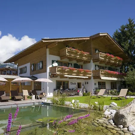 Alpenpension Claudia 2* Ellmau